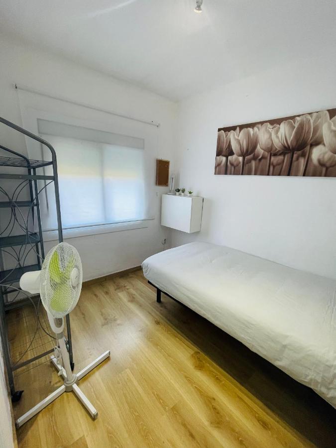 Beach Apartment Barca 6 산트 아드리아 데 베소스 외부 사진