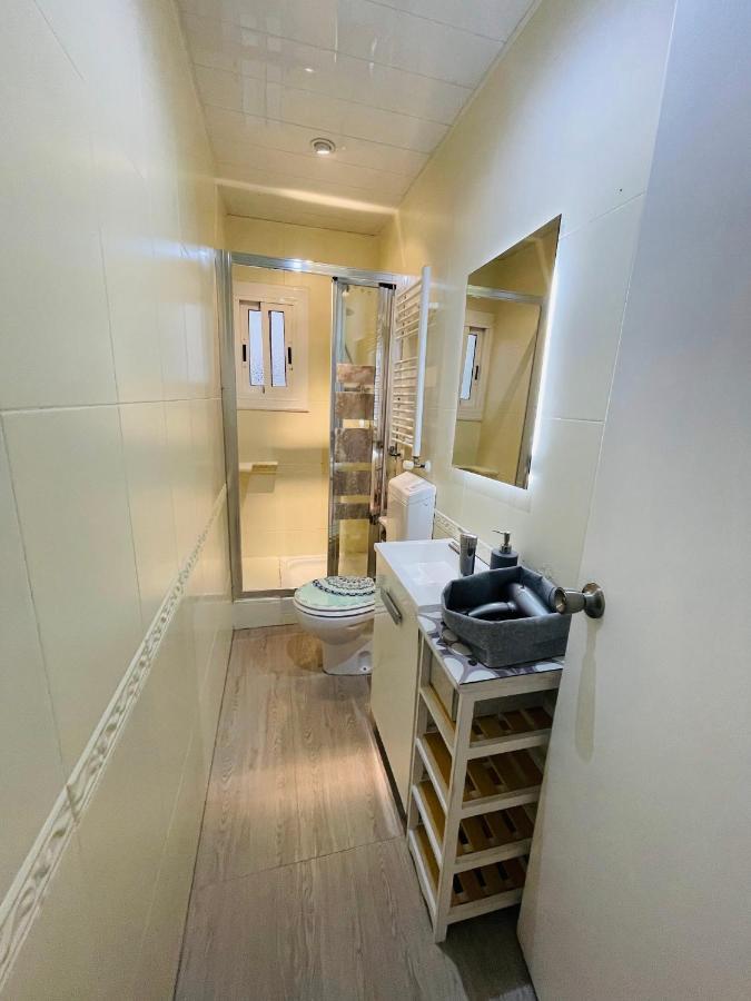 Beach Apartment Barca 6 산트 아드리아 데 베소스 외부 사진